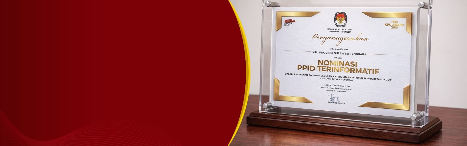 KPU Prov. Sultra Mendapatkan Penganugerahan Nominasi PPID Terinofatif